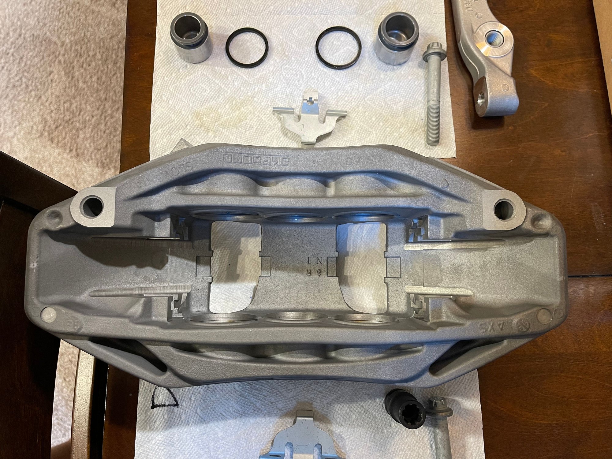 Audi Q7 front brake calipers (Brand New) AudiWorld Forums