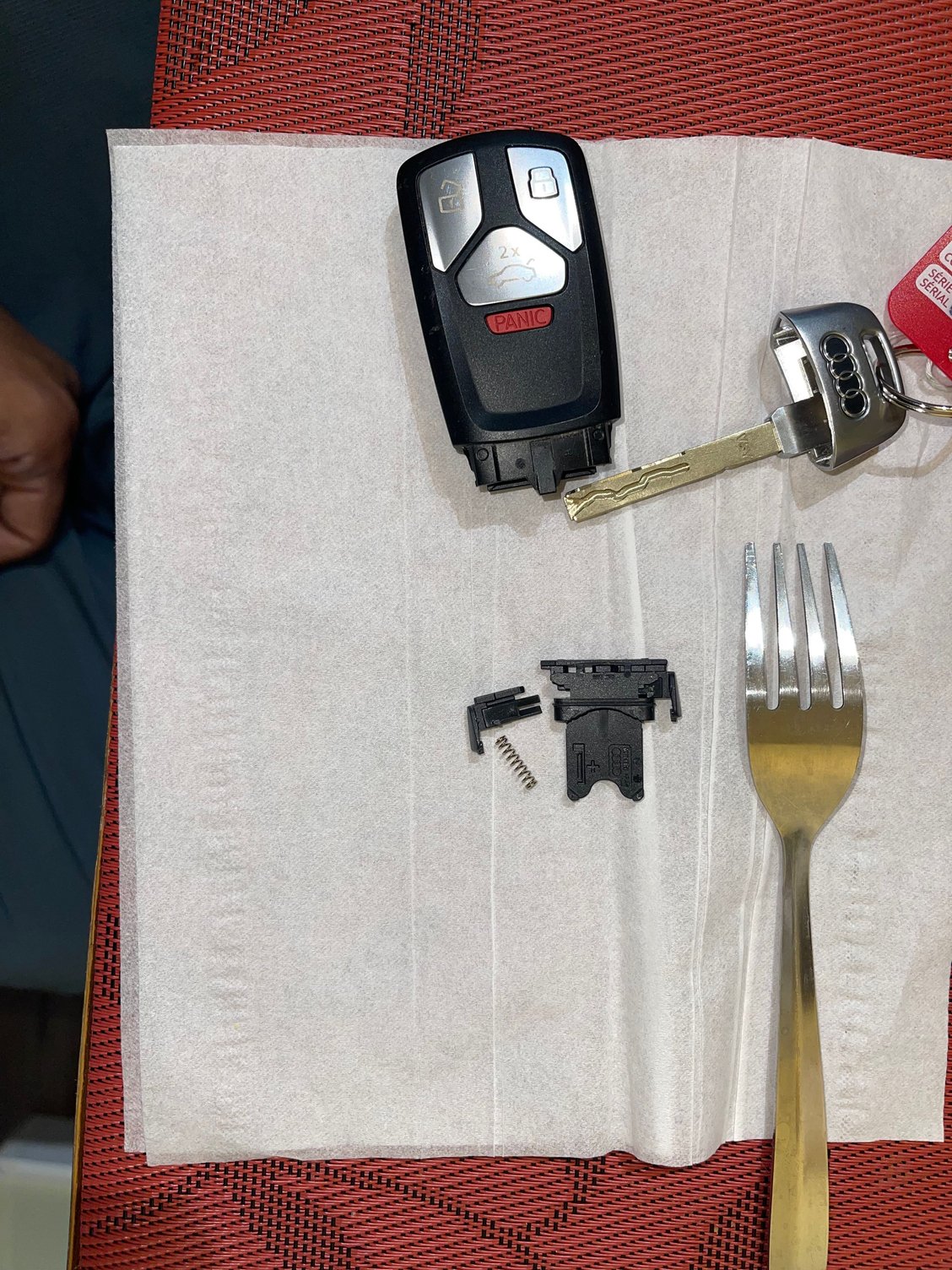 Key Fob Issue Key Falls out after Battery Replacement! Page 2