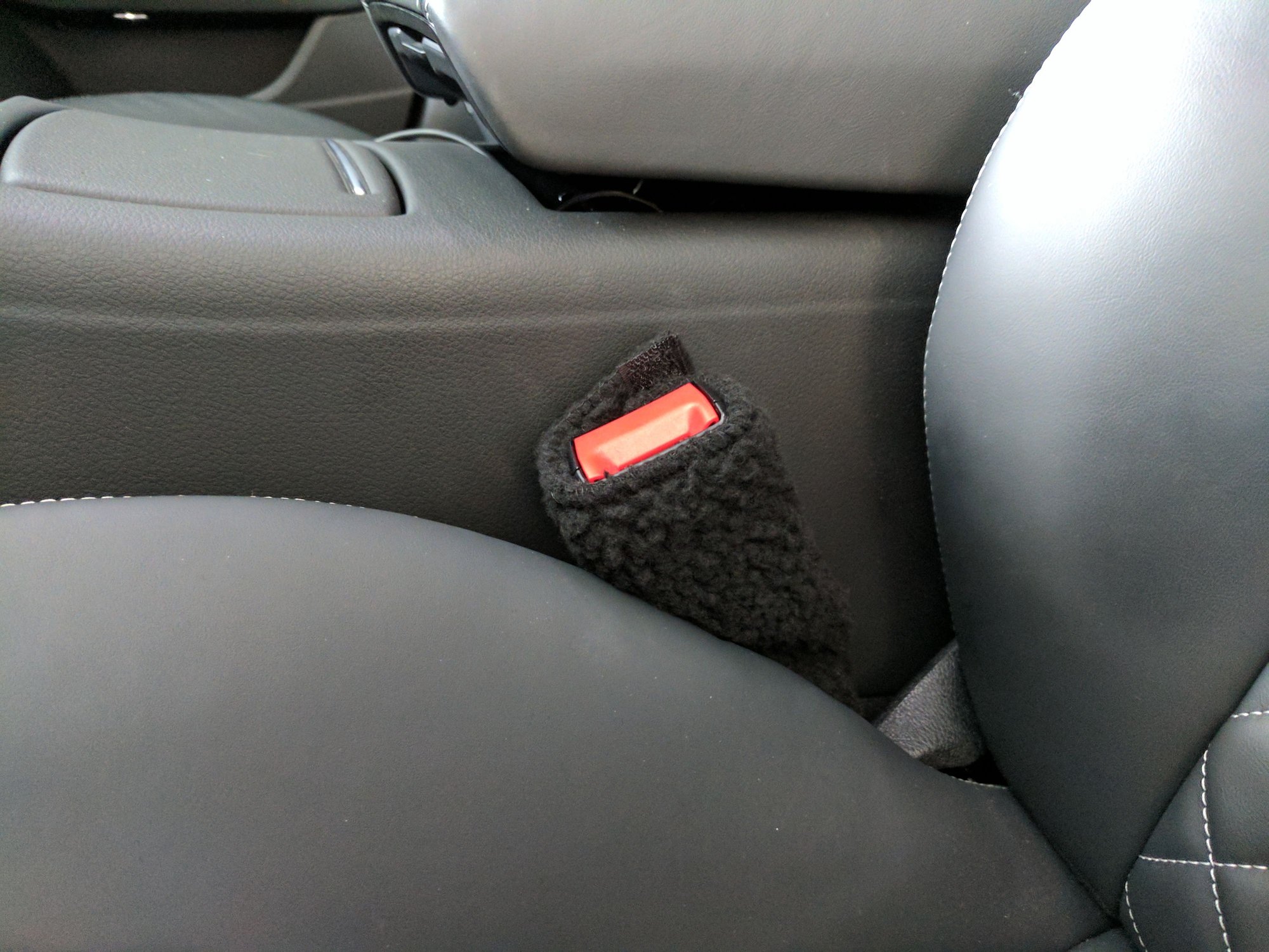 Drivers seat belt squeak AudiWorld Forums