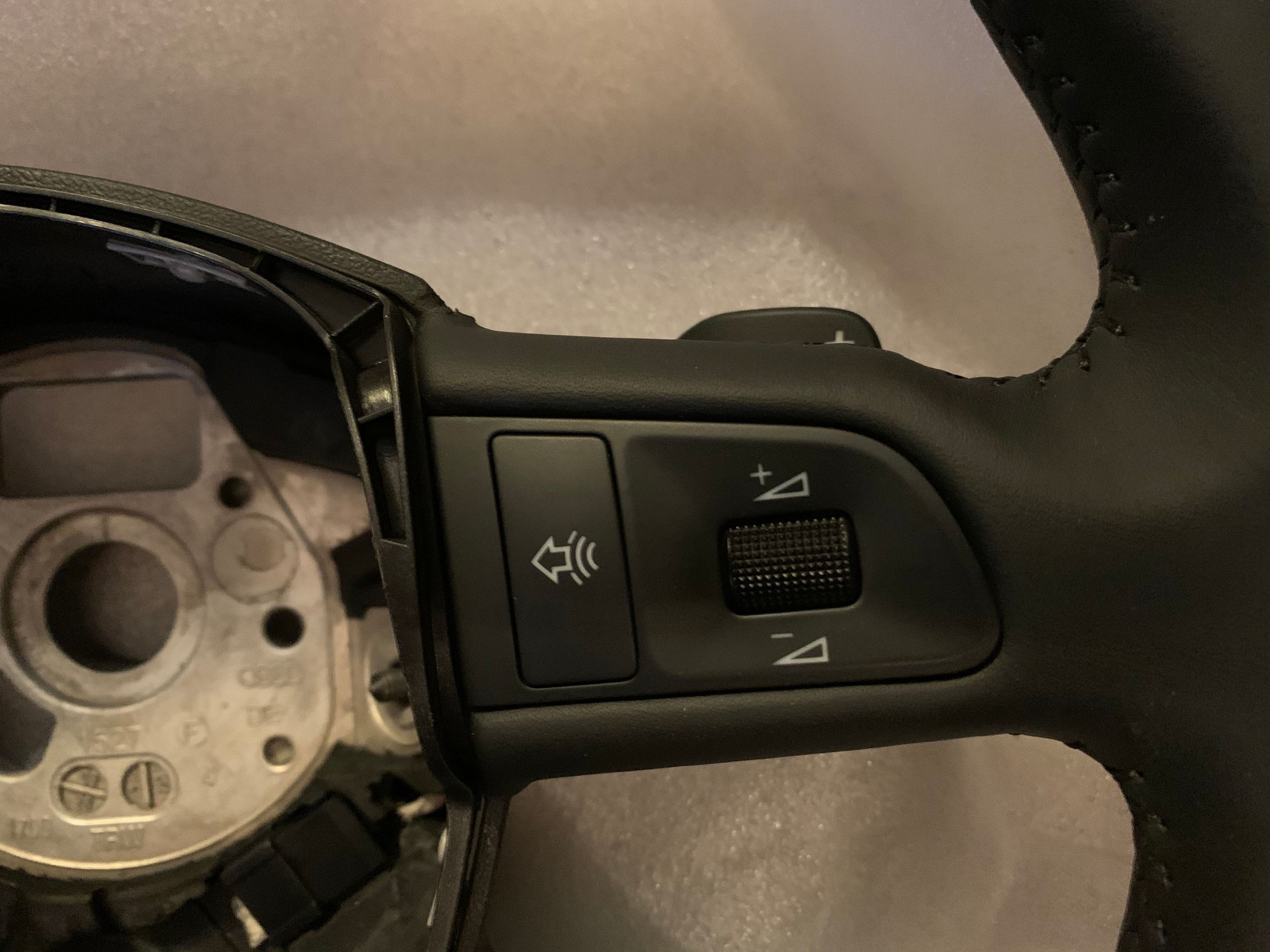 Audi A8 OEM Audi A6/Q7/A8 Heated Steering Wheel AudiWorld Forums