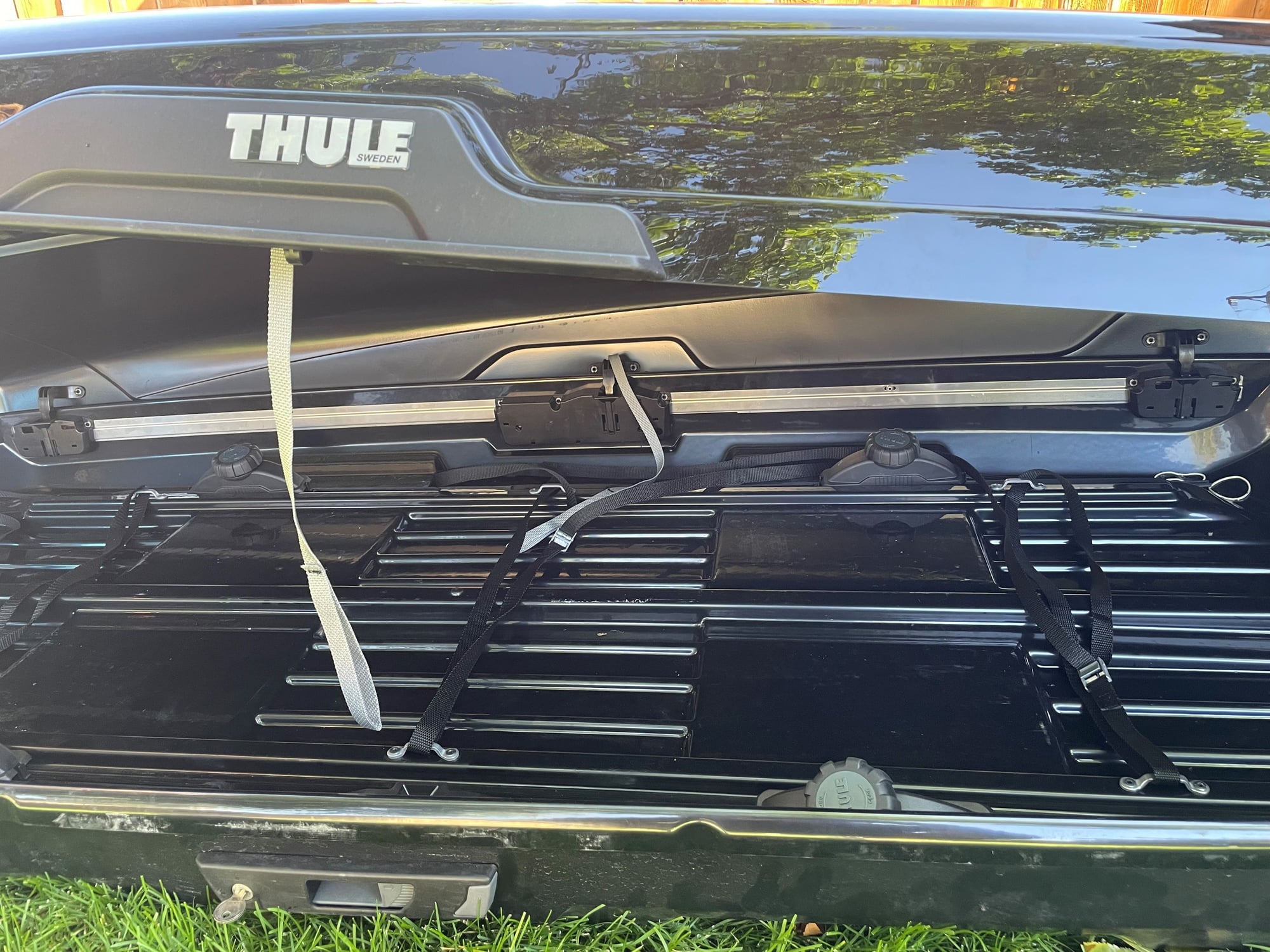 Accessories - Thule Roof Rack System and Thule Cargo Box - Used - 2018 to 2023 Audi Q7 - Denver, CO 80209, United States