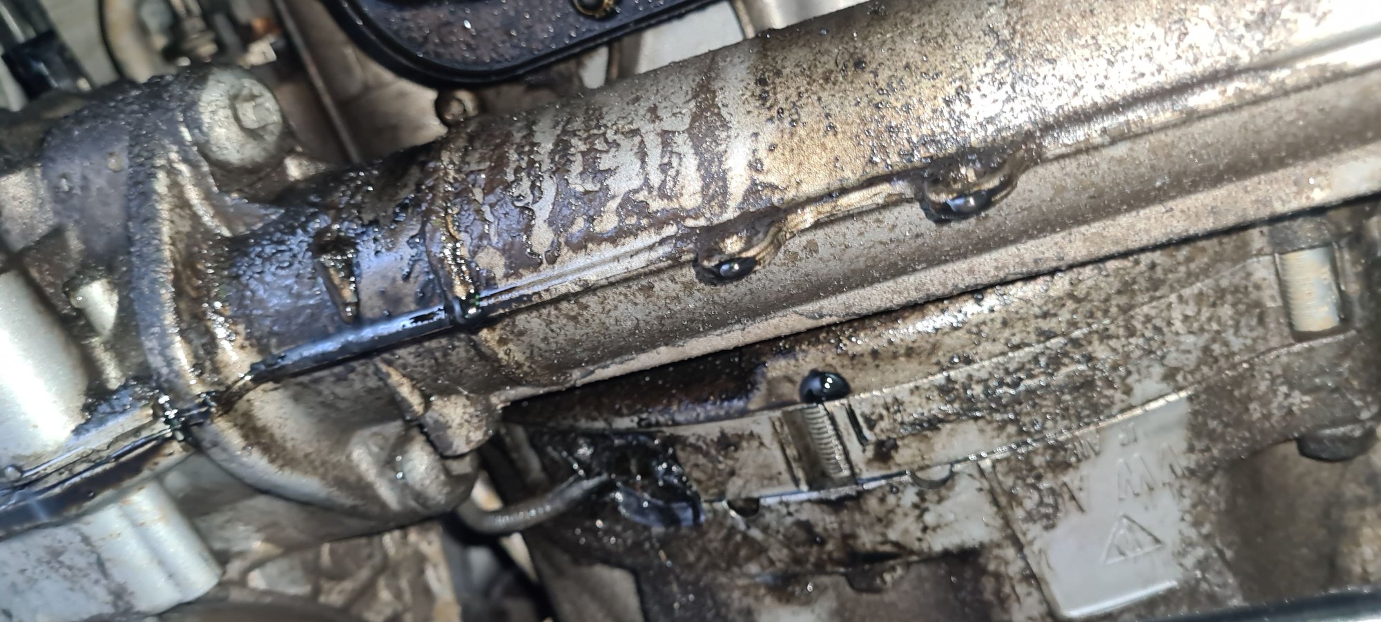 AU Where's this bloody oil coming from AudiWorld Forums