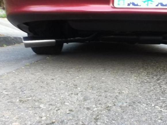 Exaust pipes sittin low :)
