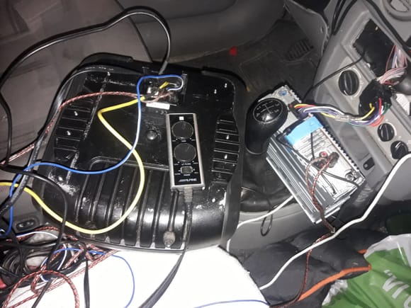 Subwoofer and Radio I need to connect: