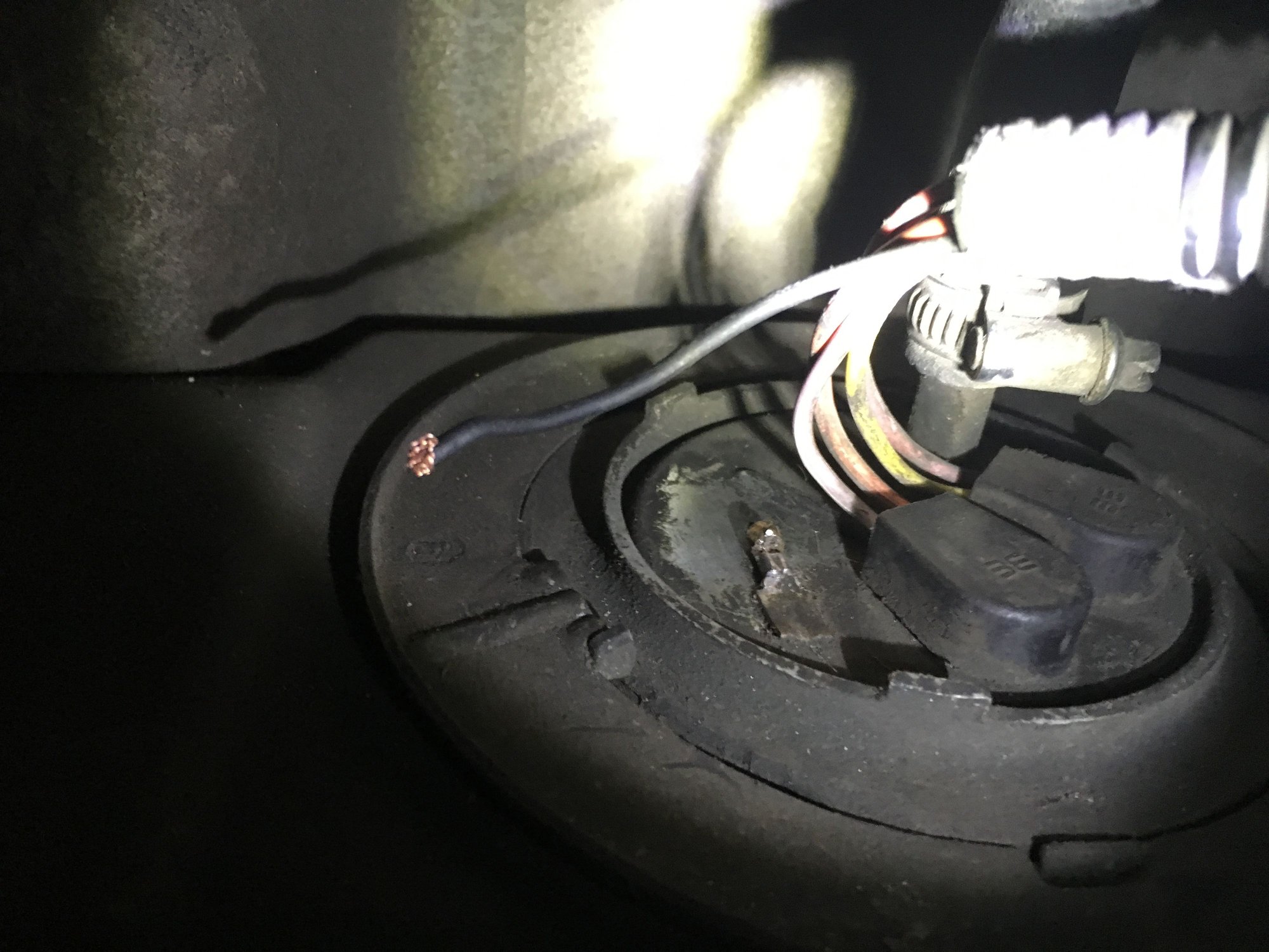 Fuel pump ground wire Jeep Cherokee Forum