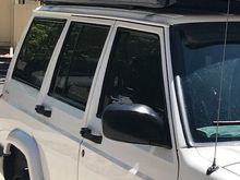 The awning can be mounted or either side