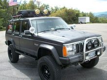 Jeep showing its colors proudly.