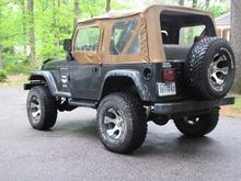 rolled in august 2010 had a 4" old man emu lift with bfg33s