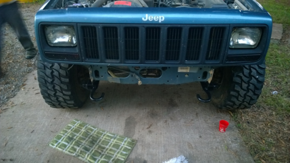 got the old bumper off ready for the new one