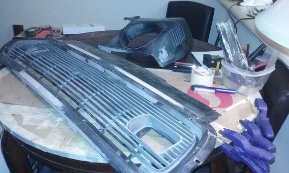 Played with the bondo today. Haven't used that stuff since I lived in the rust belt and was never very good with it. Did alot of thin layers and sanding... Lost my patience with it and set it aside until tomorrow evening.