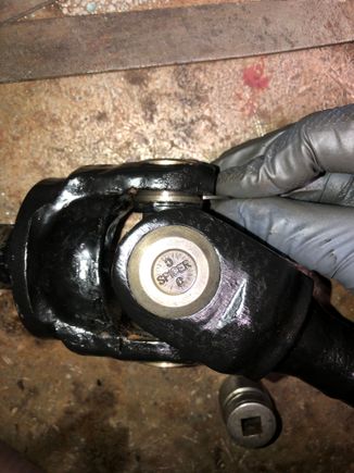 The last U-joint clip to go in, and something’s not right. 