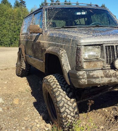 Went and tried out the new tires in some mud :) Of course a flex shot afterwards as well!