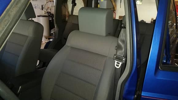 Full JKU seat install complete. Approximately 20hrs of work. Welding, drilling, fabrication, paint