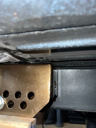 One thing I’m not a fan of with these brackets: I wish it sat flat against the bottom of the floor. Looks odd to me that it interferes here, but it matches the photos on the manufacturer’s site. Probably would’ve been helpful if these came with installation instructions. 