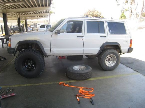 3 inch lift and 31's vs 7 inch lift and 35's