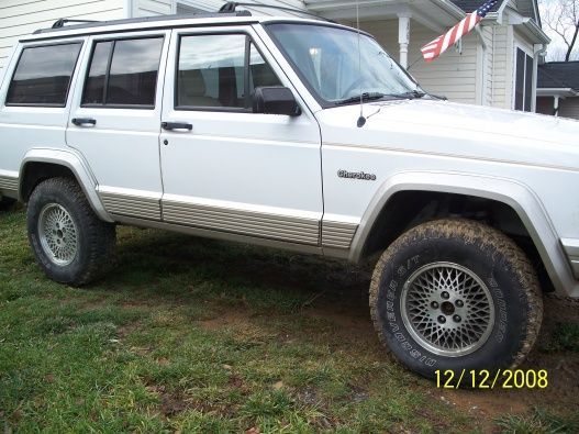 The lift makes those cooper st 235's look good!!