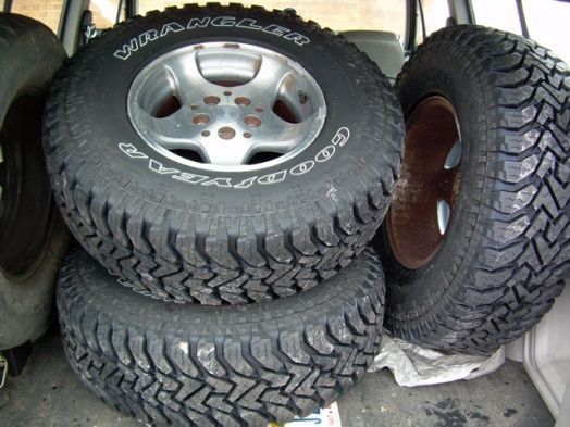 Goodyear Authority - 31 x 10.50