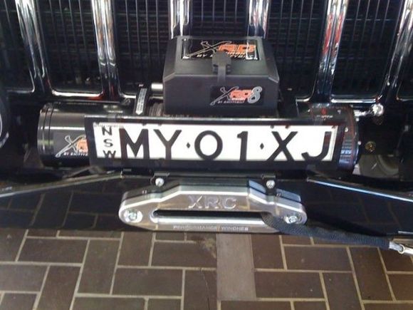Smittybuilt XRC8 Winch fitted up to my Protofab bar ;) awesome combo
