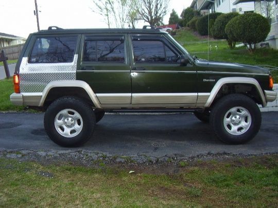 MY 1995 JEEP CHEROKEE COUNTRY 5.5 INCHES OF LIFT 002