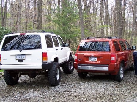 99 XJ next to the wifes 2010 Patriot Limited.