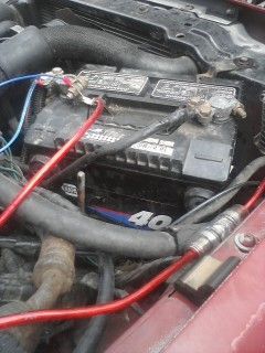 tha battery with all kinna whatnot attached.