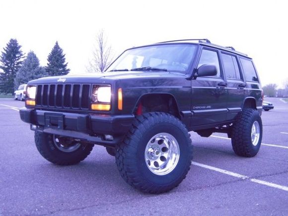 XJ Front