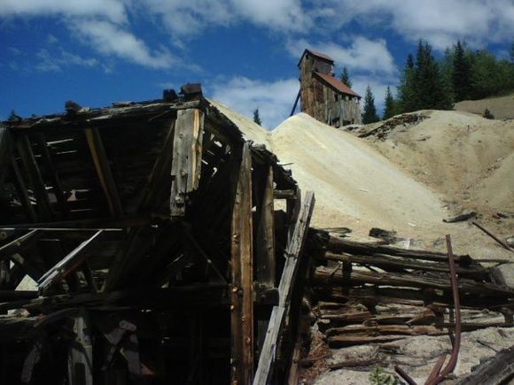 Adit below Yankee Girl shaft house