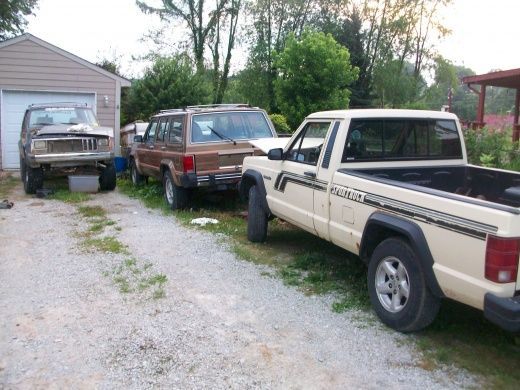 87 trail rig is on right 88 waggy far left 87 mj