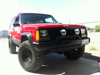 Loving the fogs and light bar!  now need to position them but have to wait till night :(