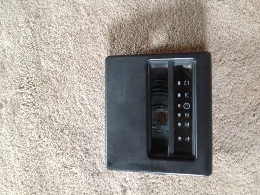 Shifter Bezel (99-01) Auto