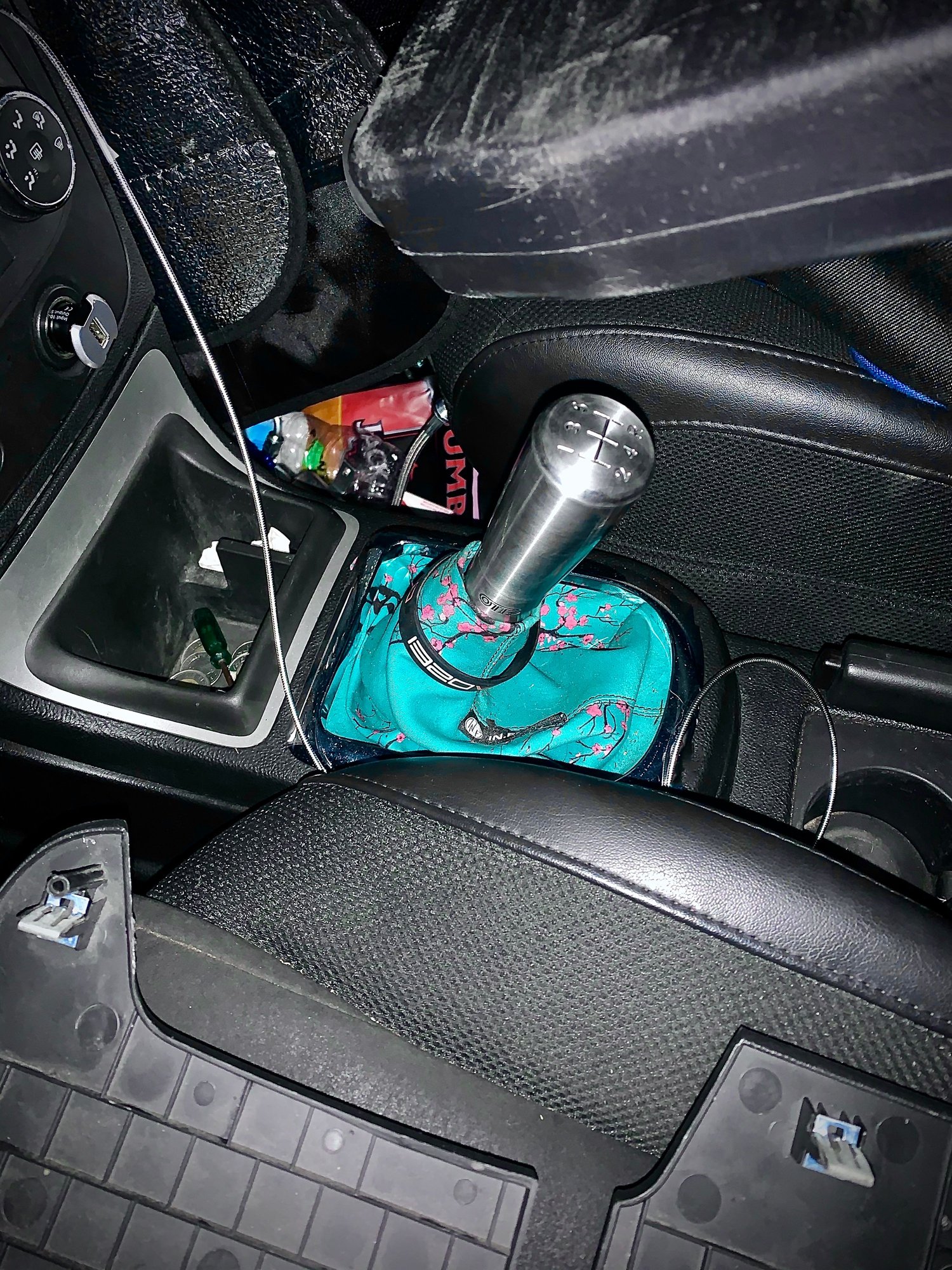 08 HHR SS Aftermarket Manual Shift Knob Chevy HHR Network