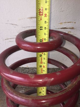The 1 1/2 inch lowering spring, because the springs are pigtailed at both ends you can’t cut them.
Because they are progressive rate , you can’t heat them.