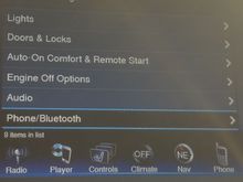 Settings page. When touching Phone/Bluetooth nothing happens.
