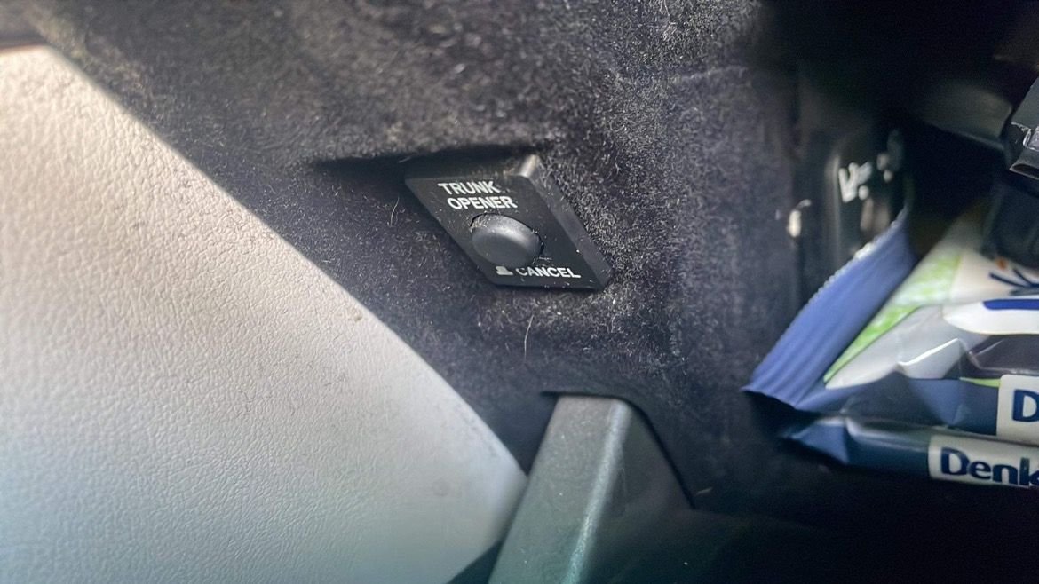 Trunk opener ClubLexus Lexus Forum Discussion