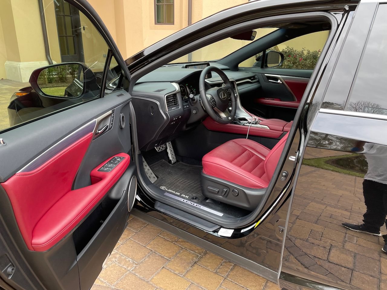 2018 Lexus RX450h - 2018 Lexus RX450h F Sport 18k miles - 44899$ OBO - Used - VIN 2T2BGMCA1JC020759 - 18,000 Miles - Houston, TX 77006, United States
