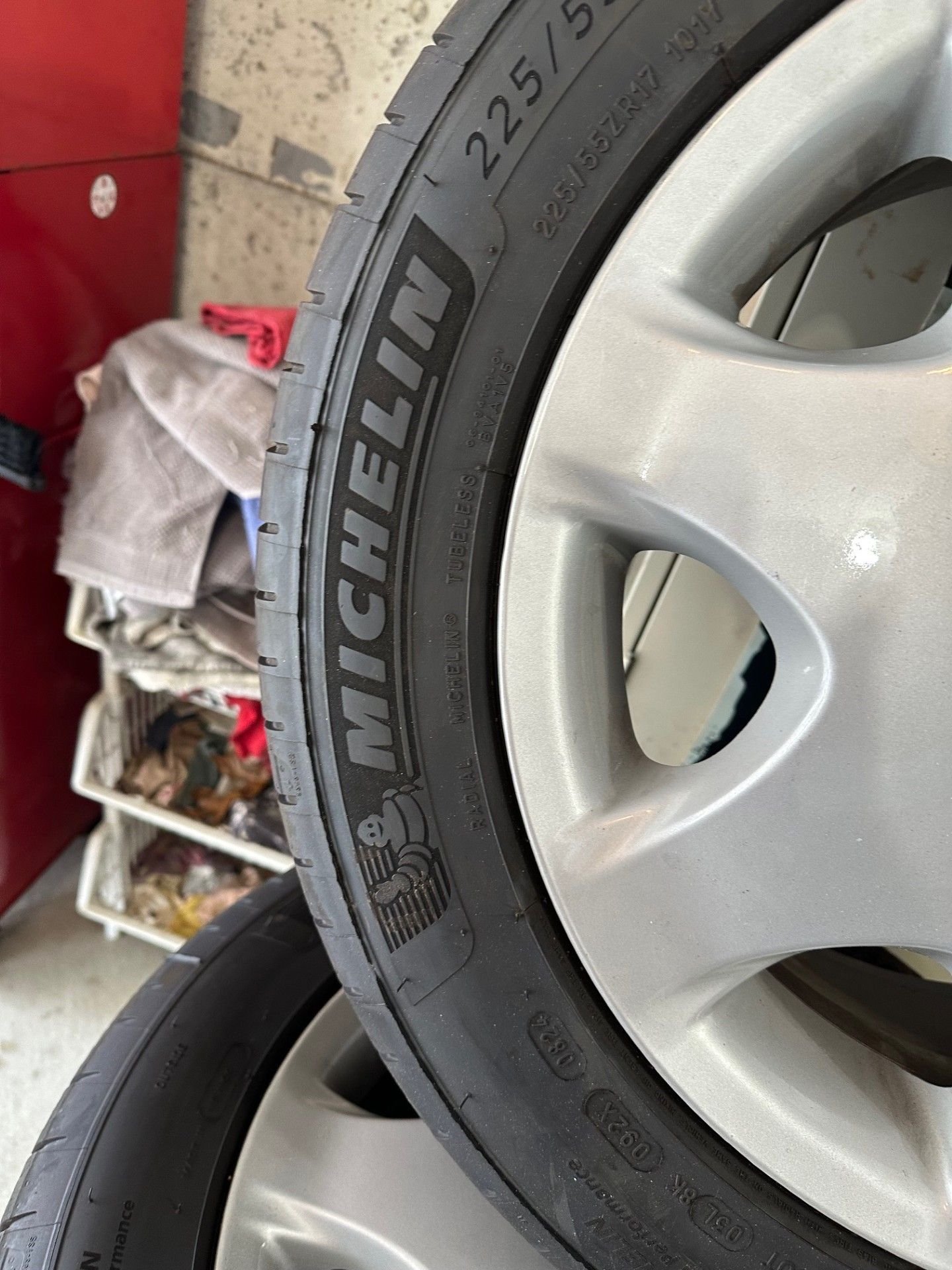 Wheels and Tires/Axles - 2001-2006 LS430 OEM Wheels and New Michelin Tires - Used - -1 to 2027  All Models - Westborough, MA 01581, United States