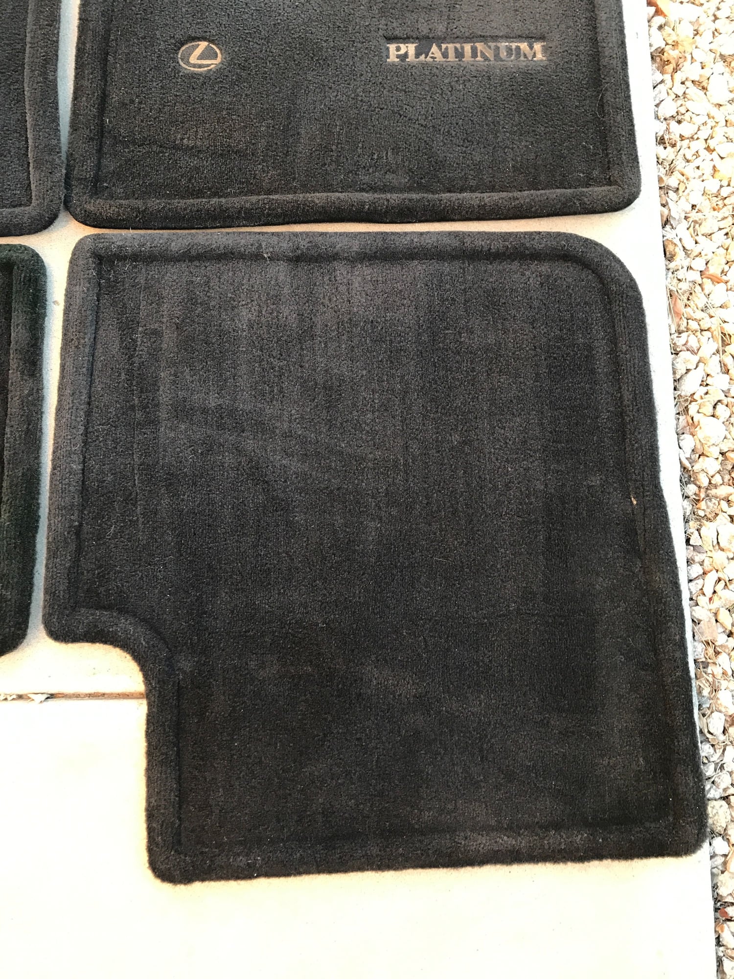 Interior/Upholstery - ES300 Platinum Edition Black Floor Mat Set - Used - 1997 to 2000 Lexus ES300 - Chandler, AZ 85224, United States