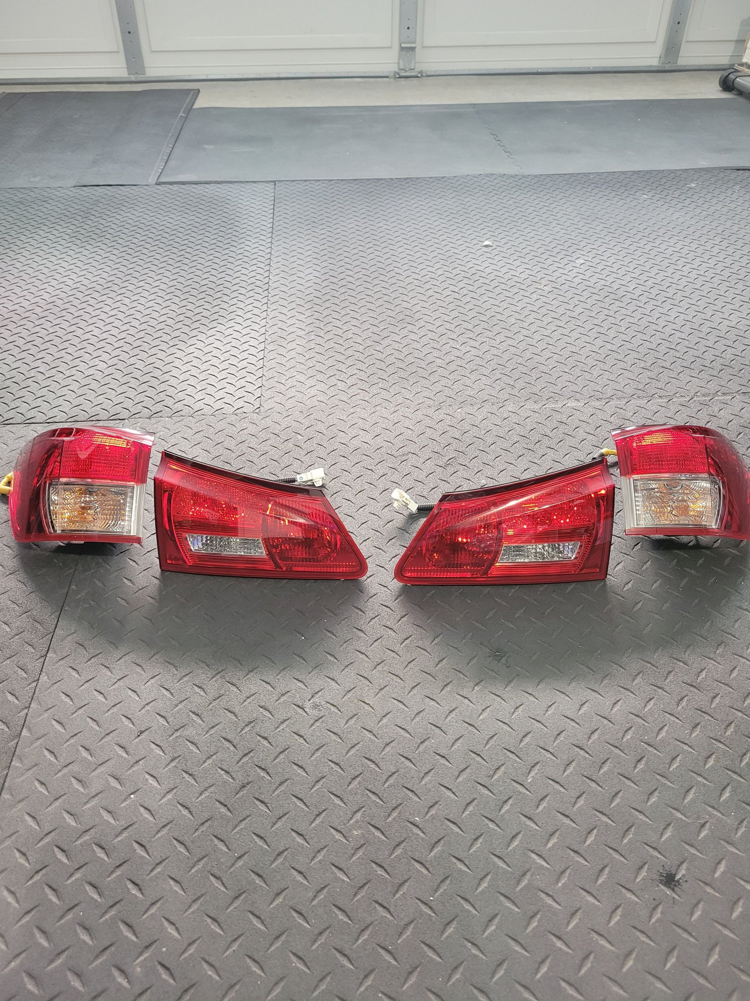 Lights - IS-F taillights - Used - 2008 to 2014 Lexus IS F - 2006 to 2013 Lexus IS250 - 2006 to 2013 Lexus IS350 - Phoenix, AZ 85041, United States