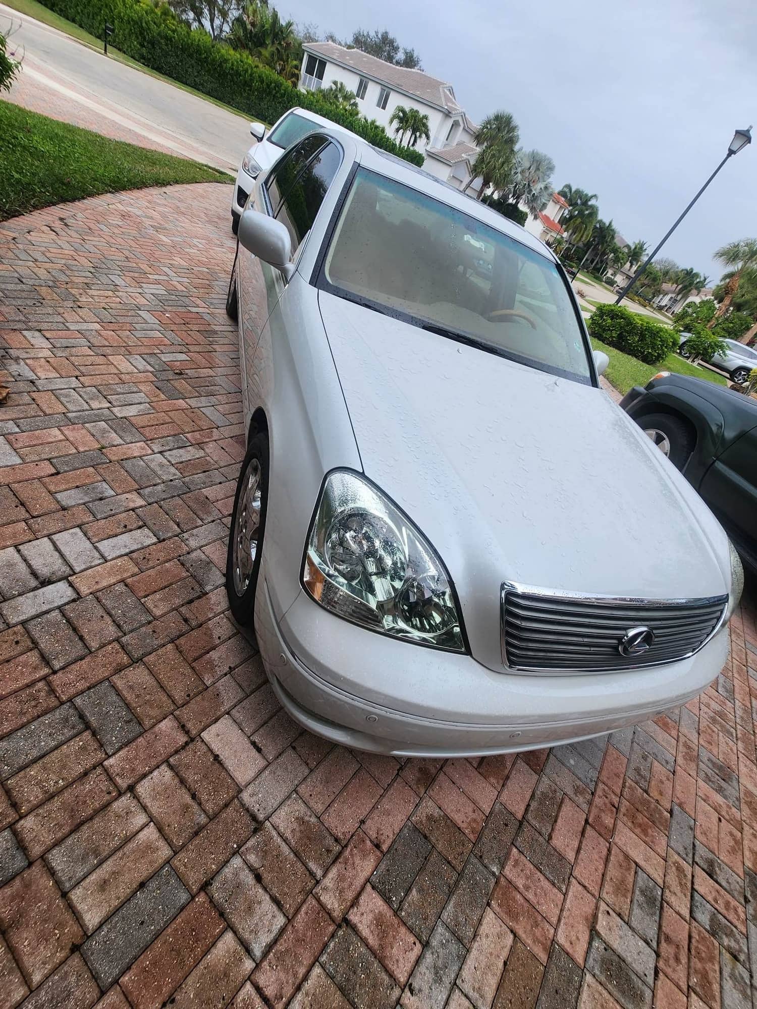 2003 Lexus LS430 - 2003 ls430 turnkey; no accidents/very well maintained - Used - VIN JTHBN30F030116799 - 146,200 Miles - 8 cyl - 2WD - Automatic - Sedan - White - Margate, FL 33063, United States