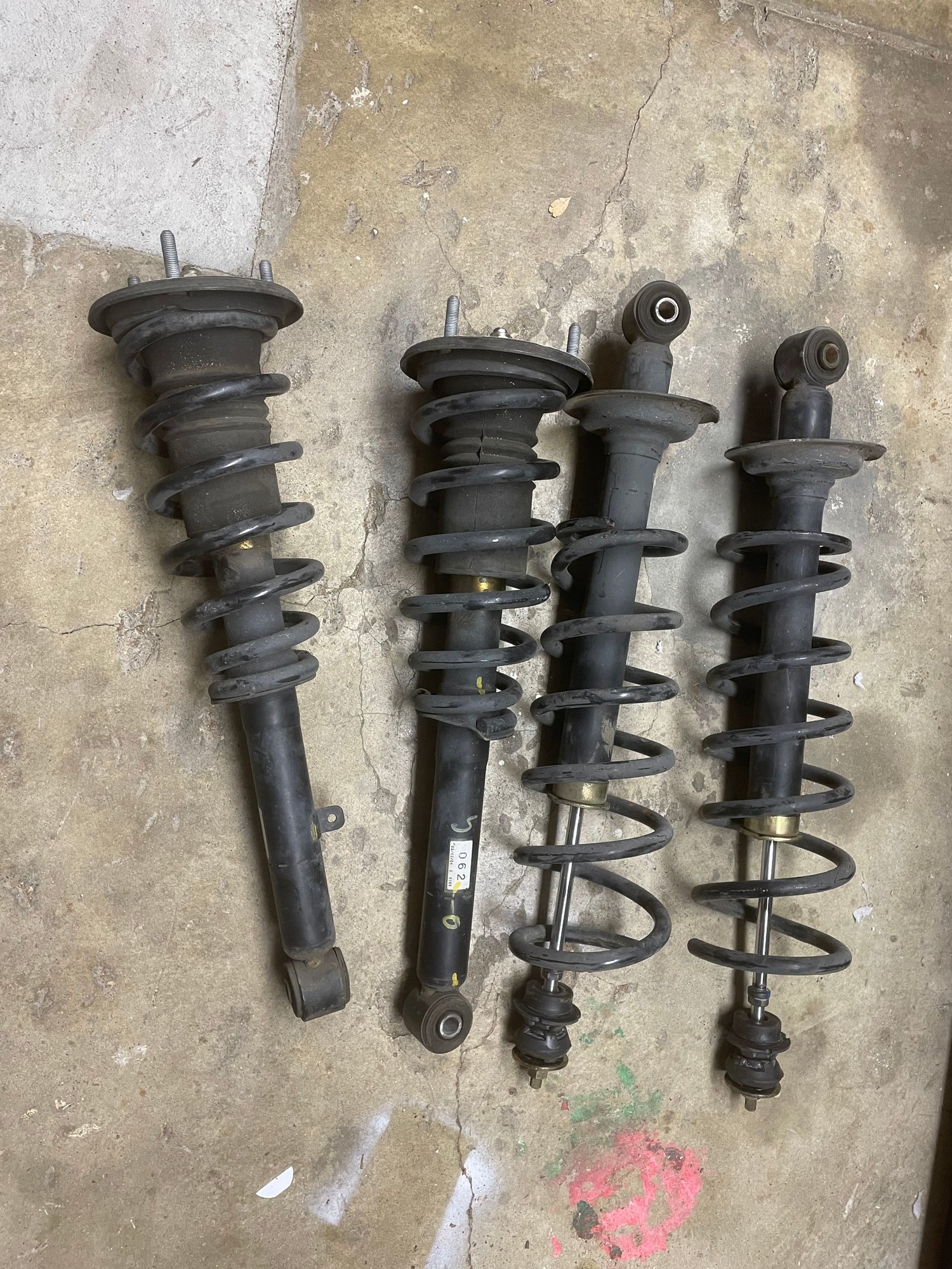 Steering/Suspension - OEM Springs and Struts - Used - 1998 to 2005 Lexus GS300 - San Francisco, CA 94121, United States