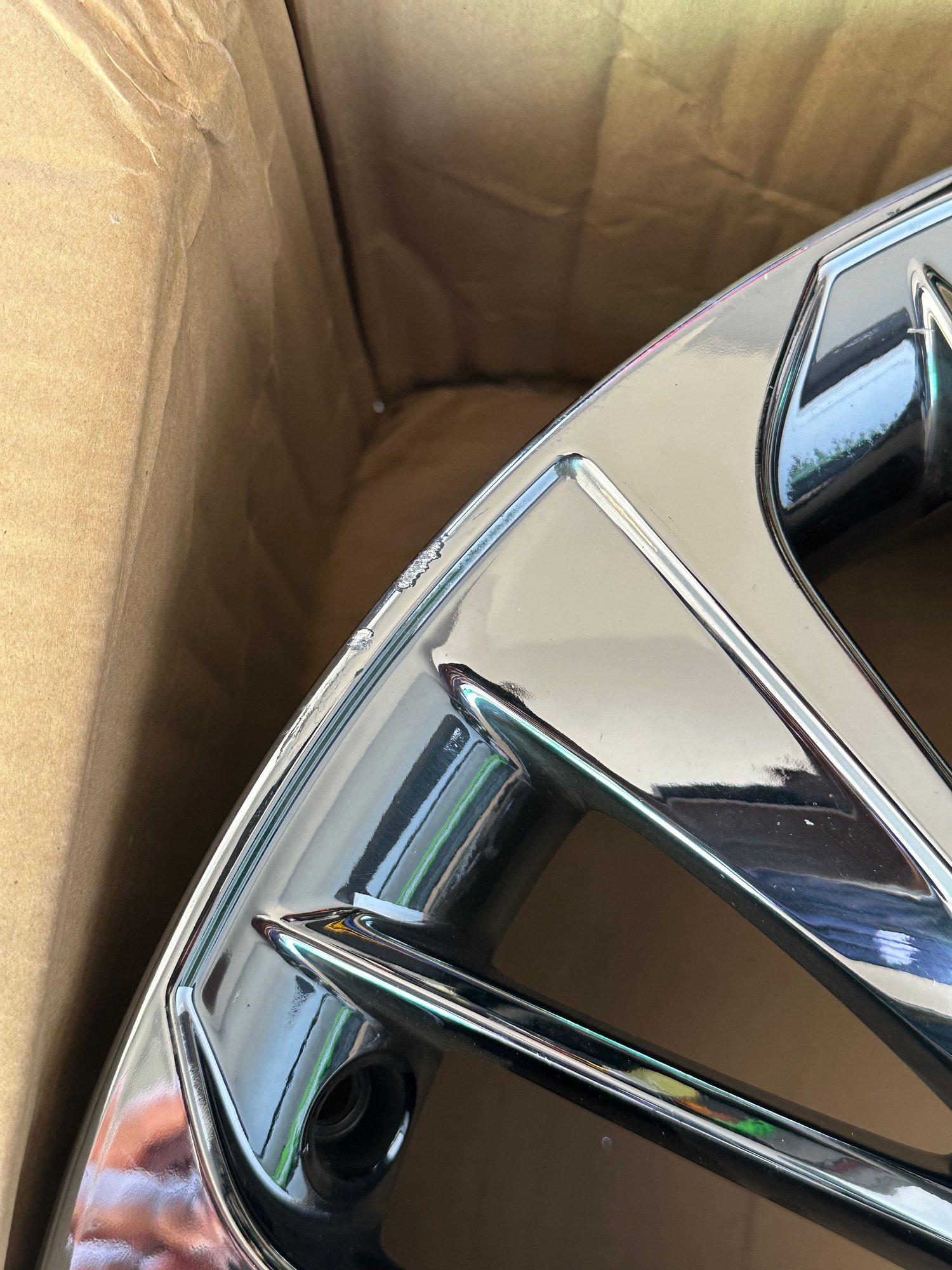 Wheels and Tires/Axles - 2018 Lexus  LS500 20 inch factory vapor chrome wheels - Used - All Years  All Models - Marion, AR 72364, United States