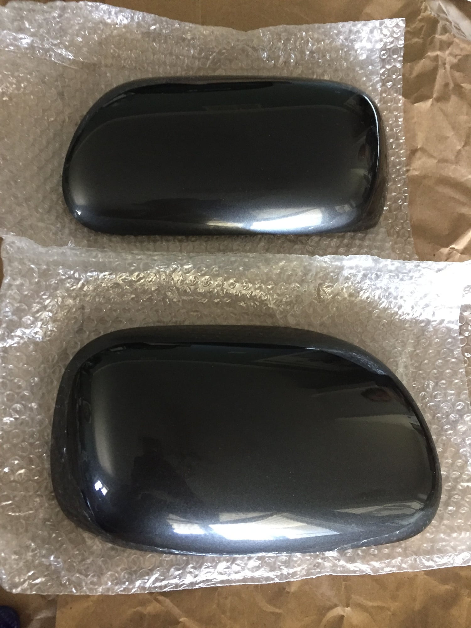 Exterior Body Parts - Original Lexus IS300 OEM Side Mirror Covers in GGP - Used - Los Angeles, CA 90071, United States
