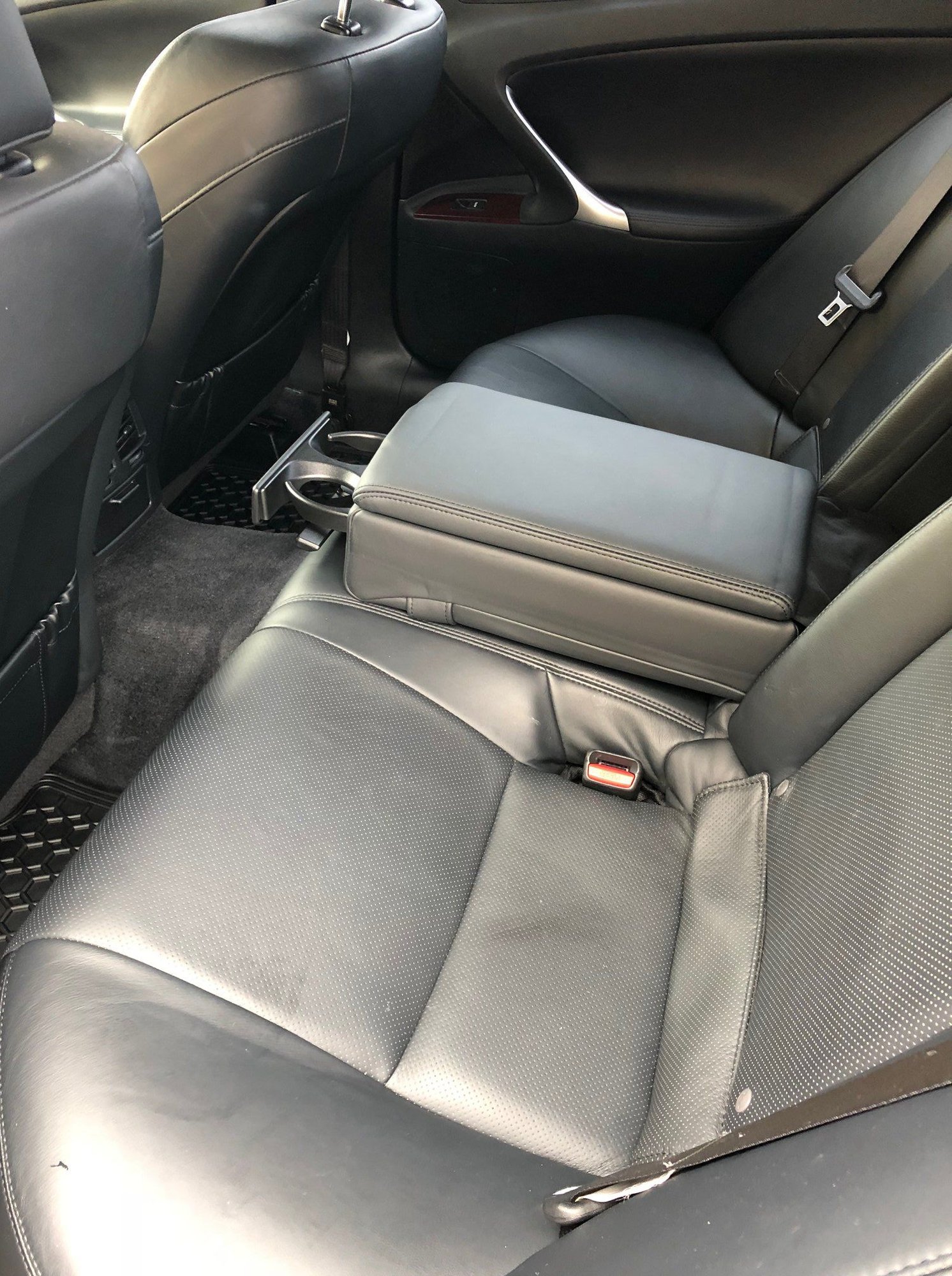 2007 Lexus IS350 - Selling 2007 Lexus IS350 - Used - VIN JTHBE262772009113 - 108,000 Miles - 6 cyl - 2WD - Automatic - Sedan - Black - Los Angeles, CA 90010, United States