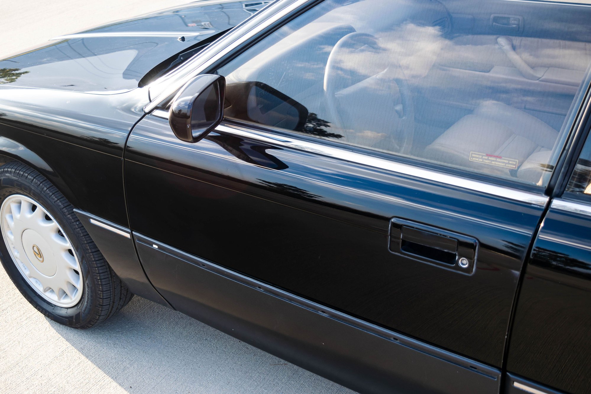 1991 Lexus ES250 - 1991 Lexus ES250 - 33k Miles - One Owner - Used - VIN JT8VV22T2M0148603 - 6 cyl - 2WD - Automatic - Sedan - Black - Houston, TX 77489, United States