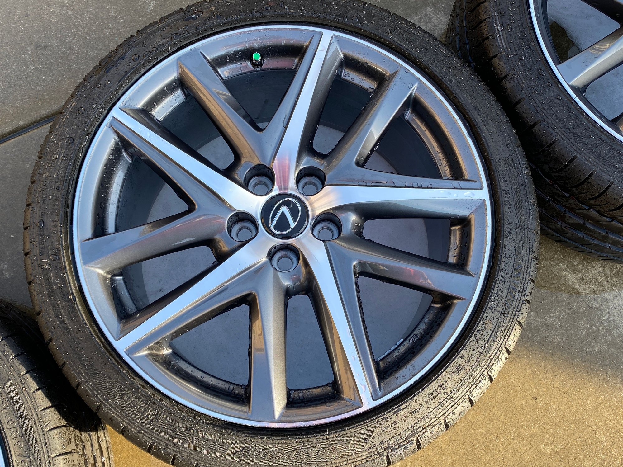 Wheels and Tires/Axles - 2018 gs350 f sport oem wheels and tires MINT - Used - 2016 to 2020 Lexus GS350 - Granite Bay, CA 95661, United States