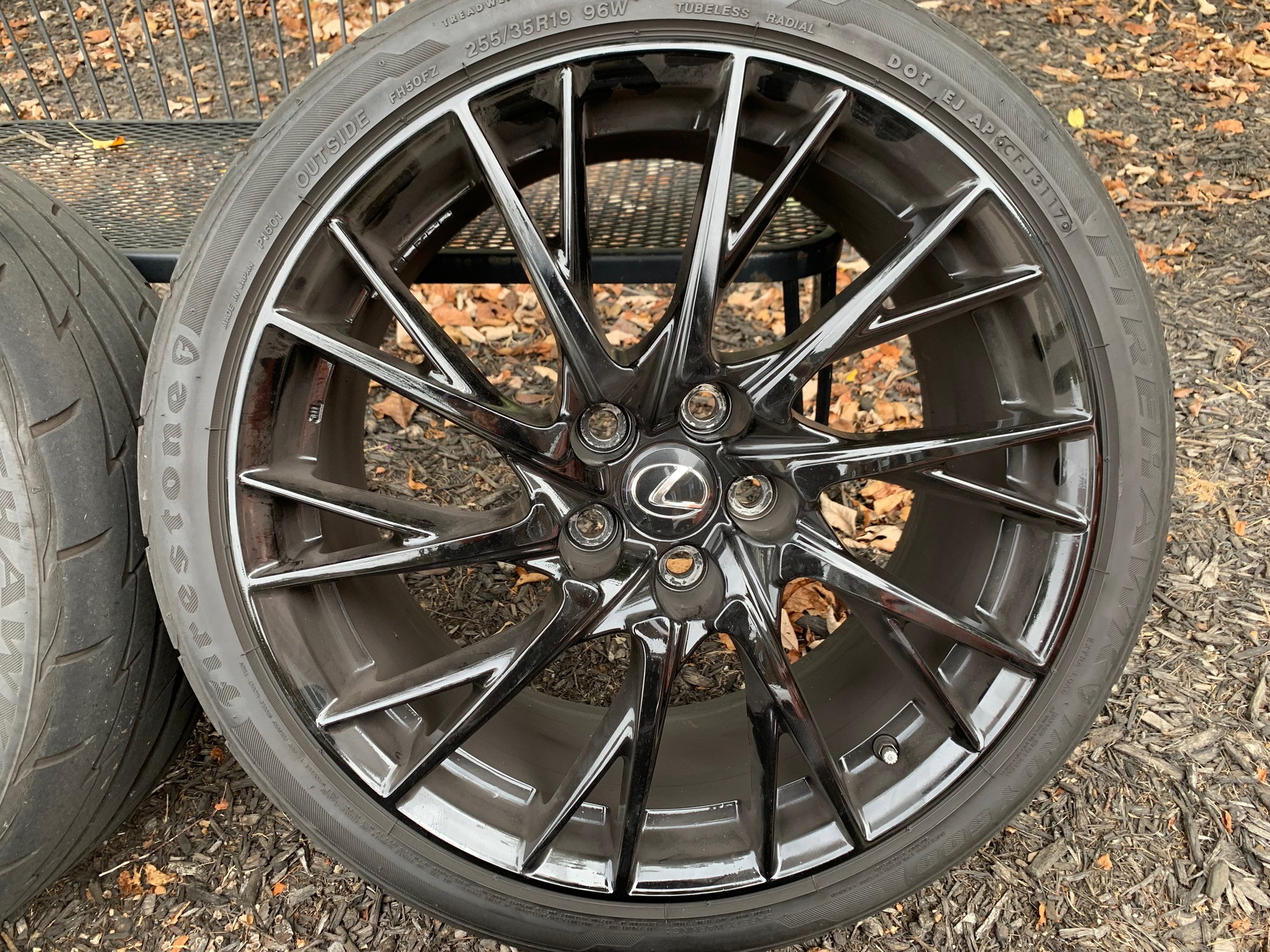 lexus rcf wheel specs