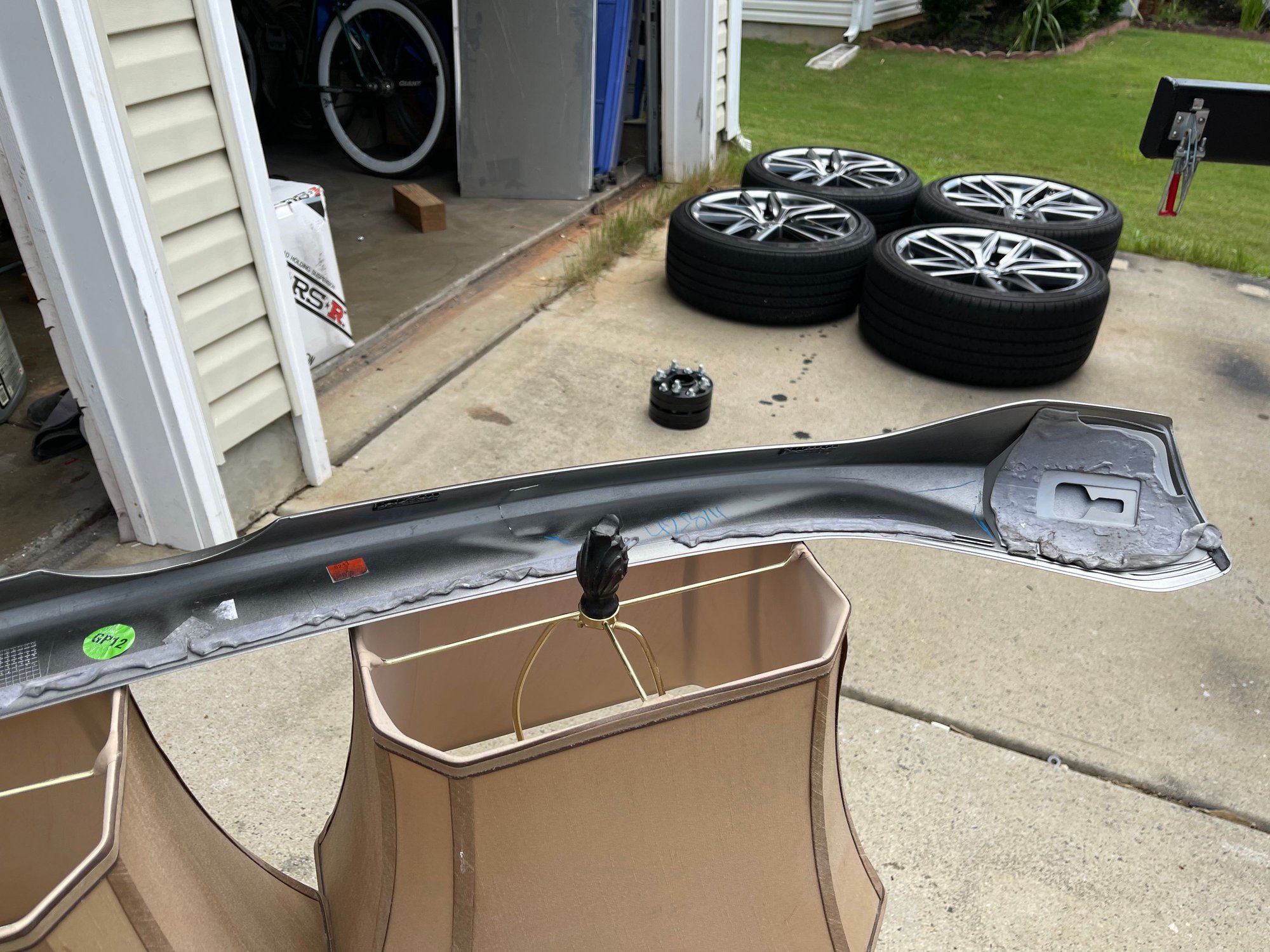 Exterior Body Parts - 2019 IS300 F-Sport Atomic Silver OEM spoiler - Used - 0  All Models - Charlotte, NC 28277, United States