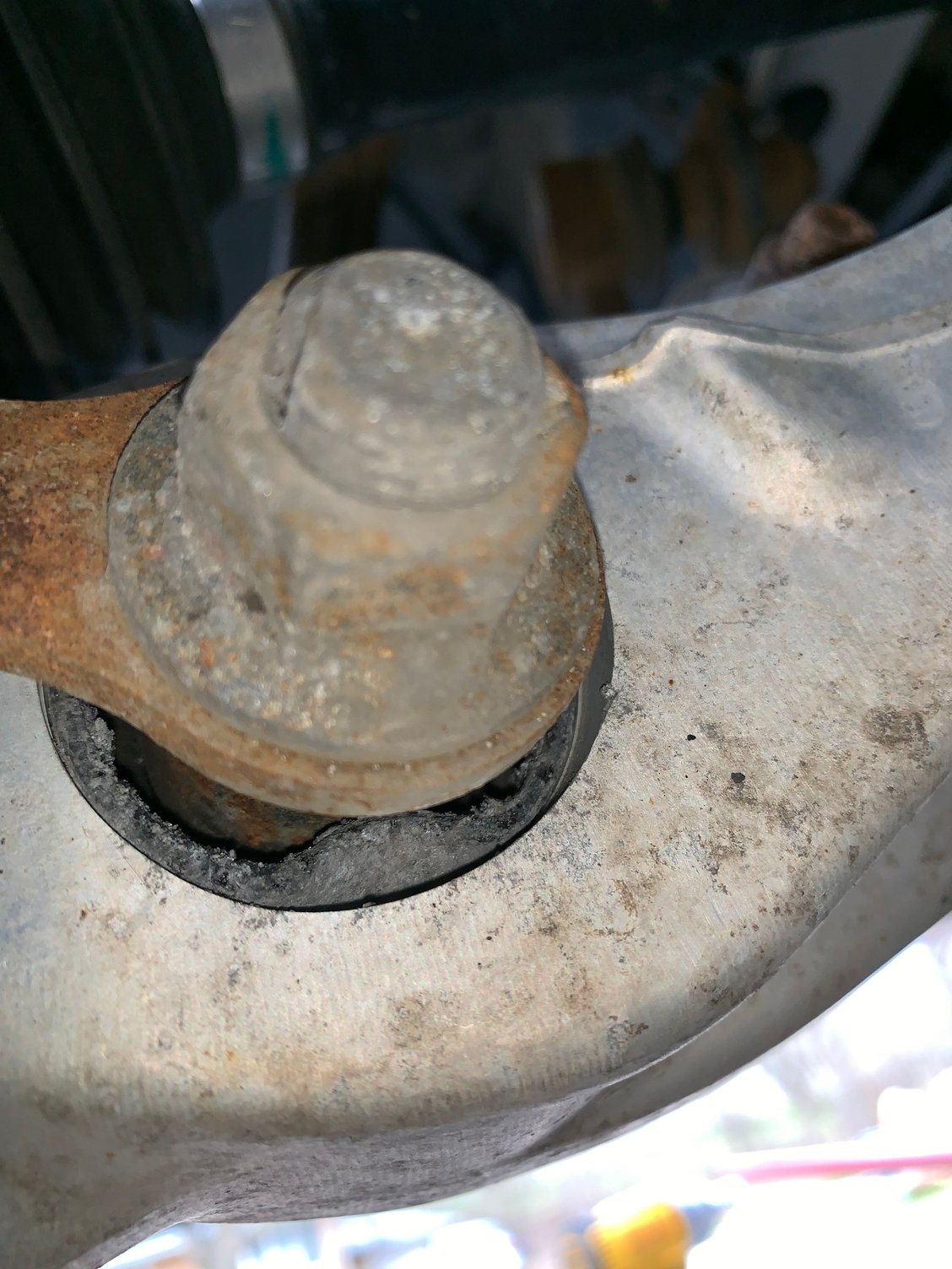 Lower Control arm bushings rotational rubbing noise? ClubLexus