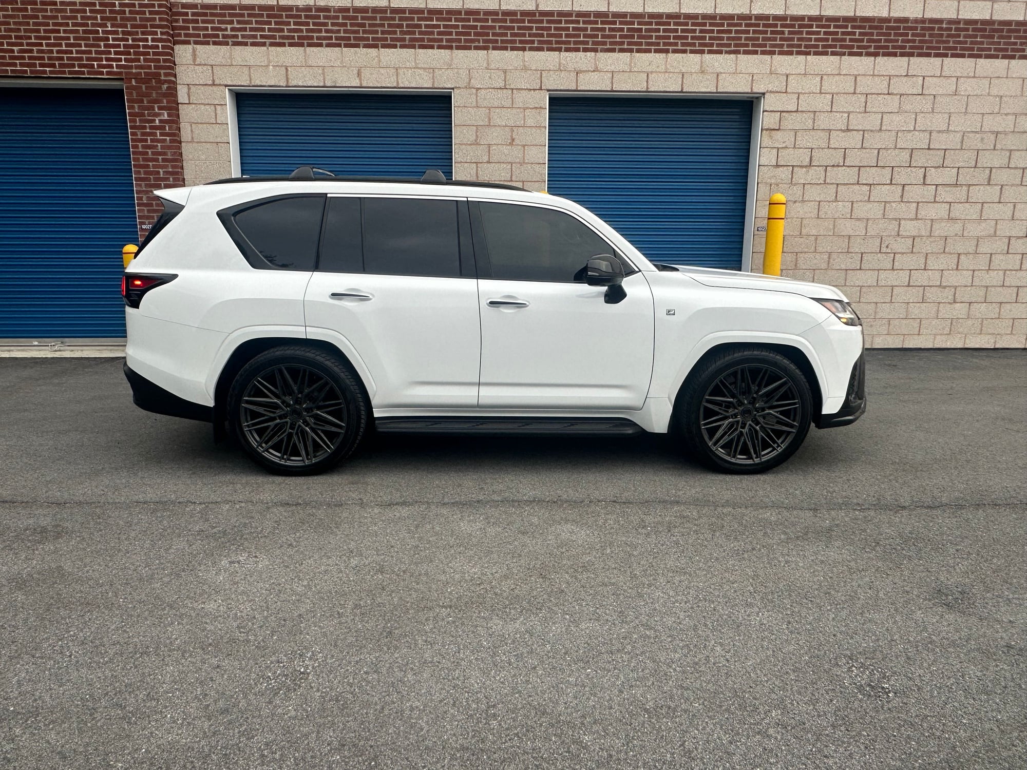 Wheels and Tires/Axles - Vossen HF6-5 24x10 for sale LEXUS LX600 - 5 WHEELS 4+1 - Used - 2022 to 2025 Lexus LX - Bedford, MA 01730, United States