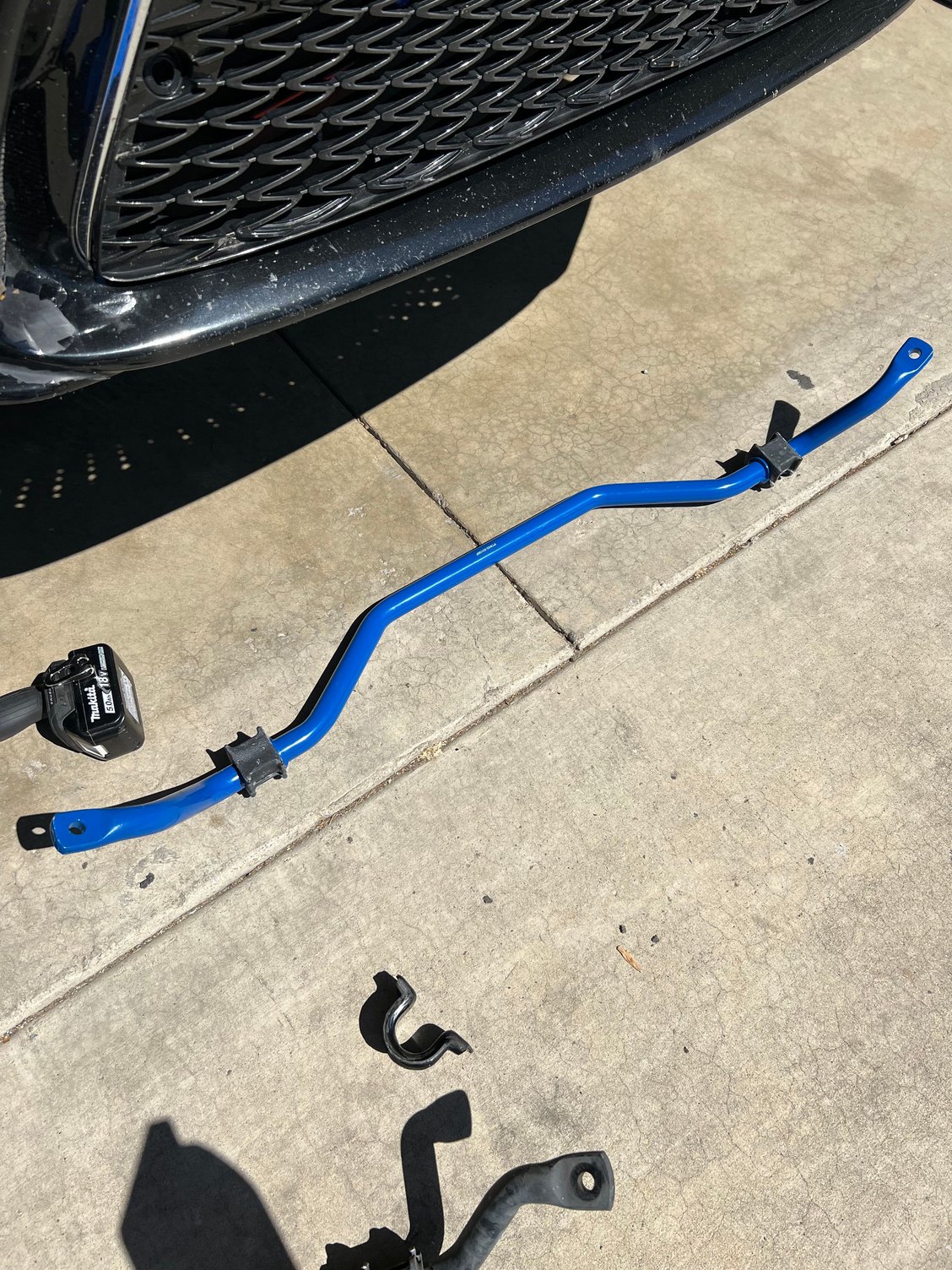To install the F-Sport Sway bar, you will just need to reverse the steps. First has the bushings to the sway bars and add the bracket on to it